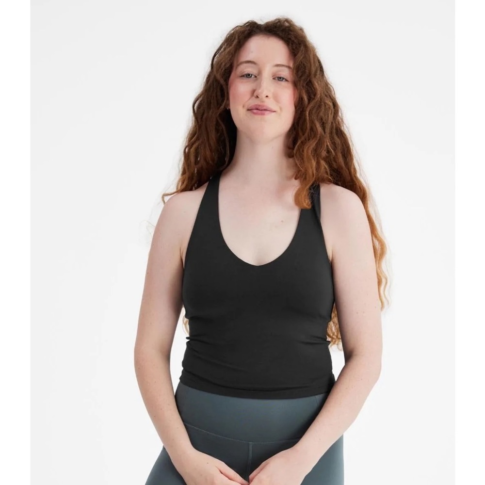 Girlfriend Collective Zoe black stretch cross back tank top